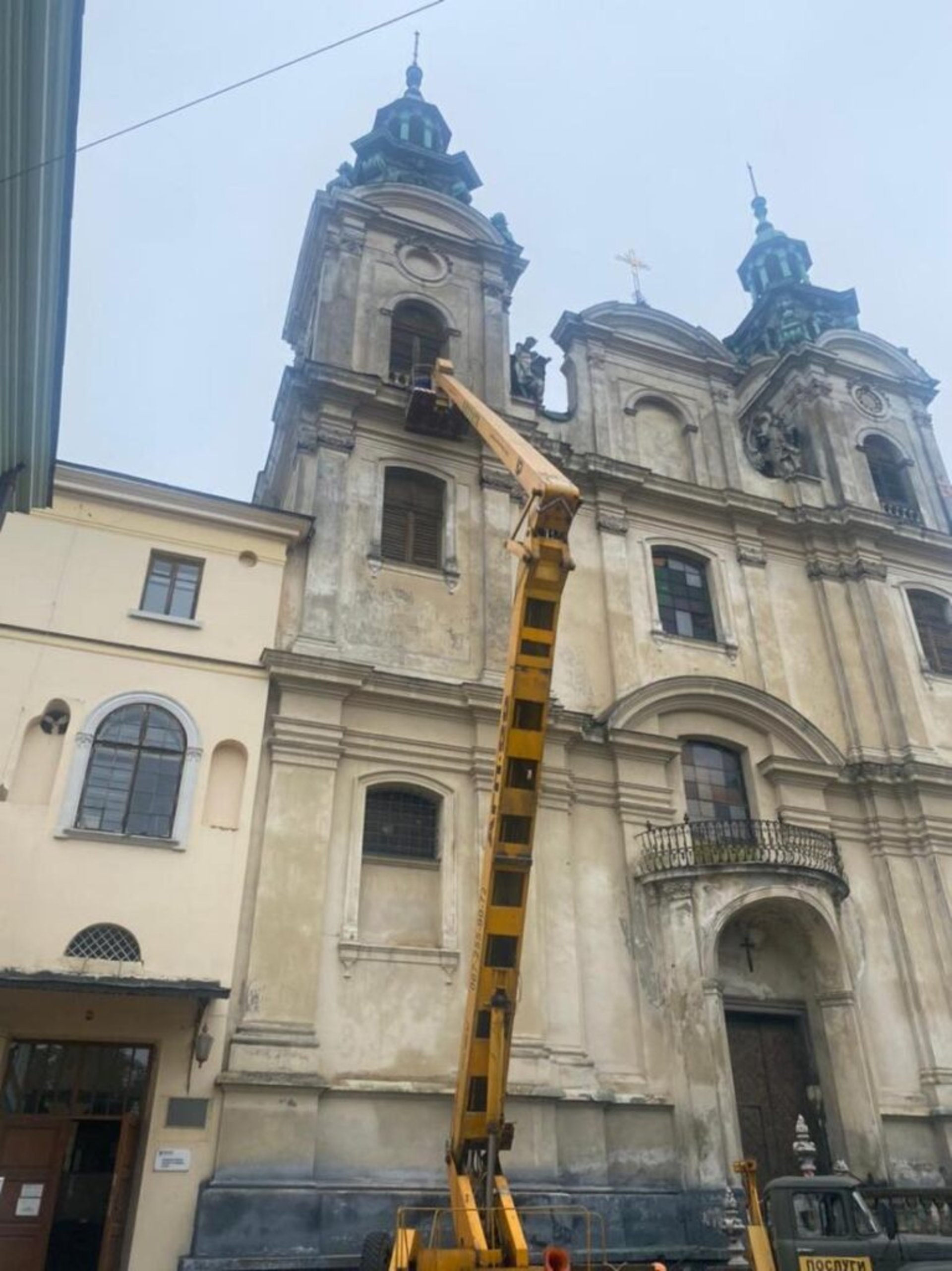 У Львові ліквідовують наслідки негоди, фото ЛМР