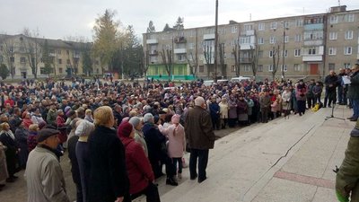 На Львівщині ініціюють проведення позачергової сесії облради
