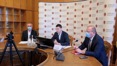 На Львівщині дистанційне навчання погрожують запровадити уже з наступного тижня
