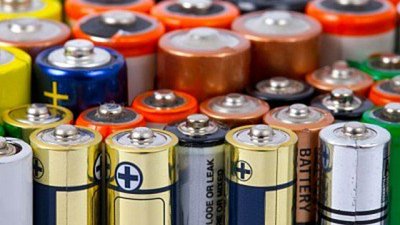 Львів`ян закликають здавати на утилізацію відпрацьовані лампи та батарейки (ГРАФІК ПРИЙОМУ)