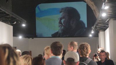 У зв`язку з похороном Маркіяна Іващишина на сесії ЛМР оголошено перерву