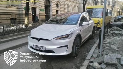 У Львові виник скандал через паркувальників Садового 