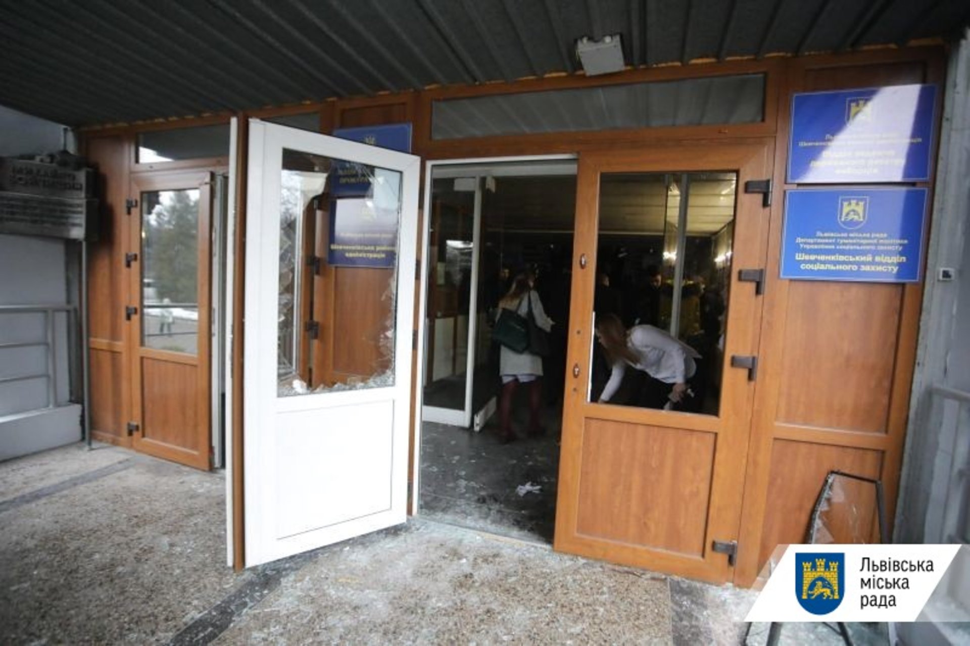 У Садового оприлюднили власну версію подій на сесії міськради за участі активістів. Фото - ЛМР
