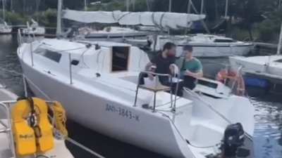 Через несплату аліментів у чоловіка конфіскували яхту – Мін'юст