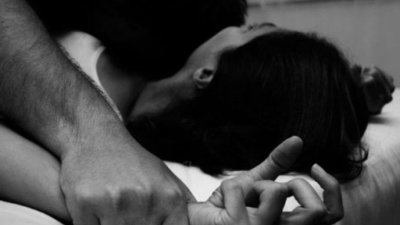 У Рівненській області жорстко зґвалтували 15-річну дівчину