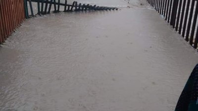 На Львівщині село пішло під воду (ФОТО)