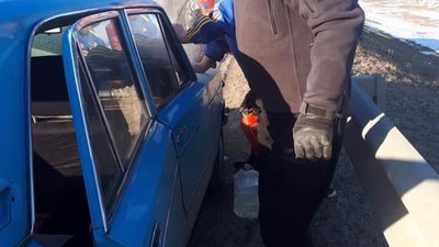 На Львівщині горів автомобіль (ФОТО)