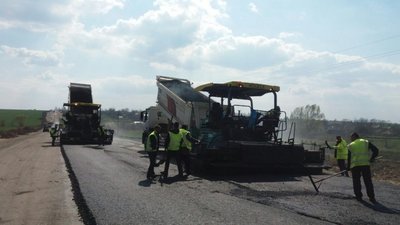 Водіям: ремонтують дорогу Львів – Меденичі (ФОТО)