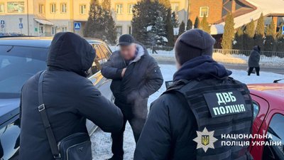 У Львові викрили нелегальний «офіс» з видачі водійських посвідчень 