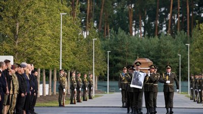 На Національному військовому меморіальному кладовищі перепоховали Євгена Коновальця