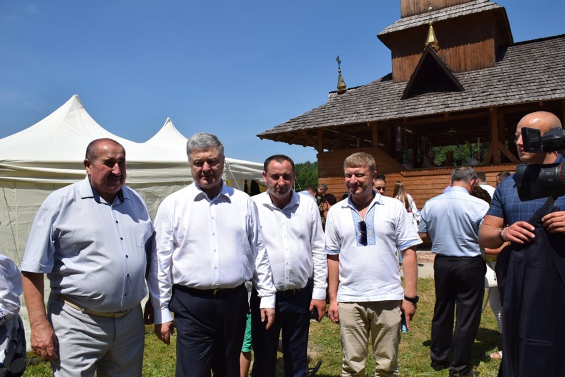 Порошенко відвідав Всеукраїнську прощу на Яворівщині