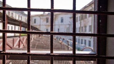 Жителька Львівщини проведе сім років за гратами за вбивство благовірного
