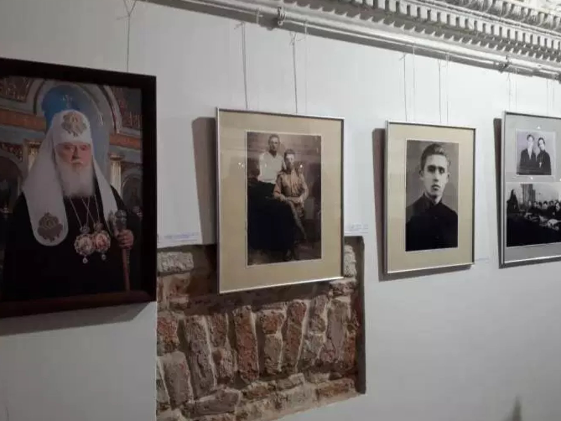 Експонати виставки «Православ’я. Україна. Історія» . Львівський музей історії релігії/"Фотографії старого Львова"