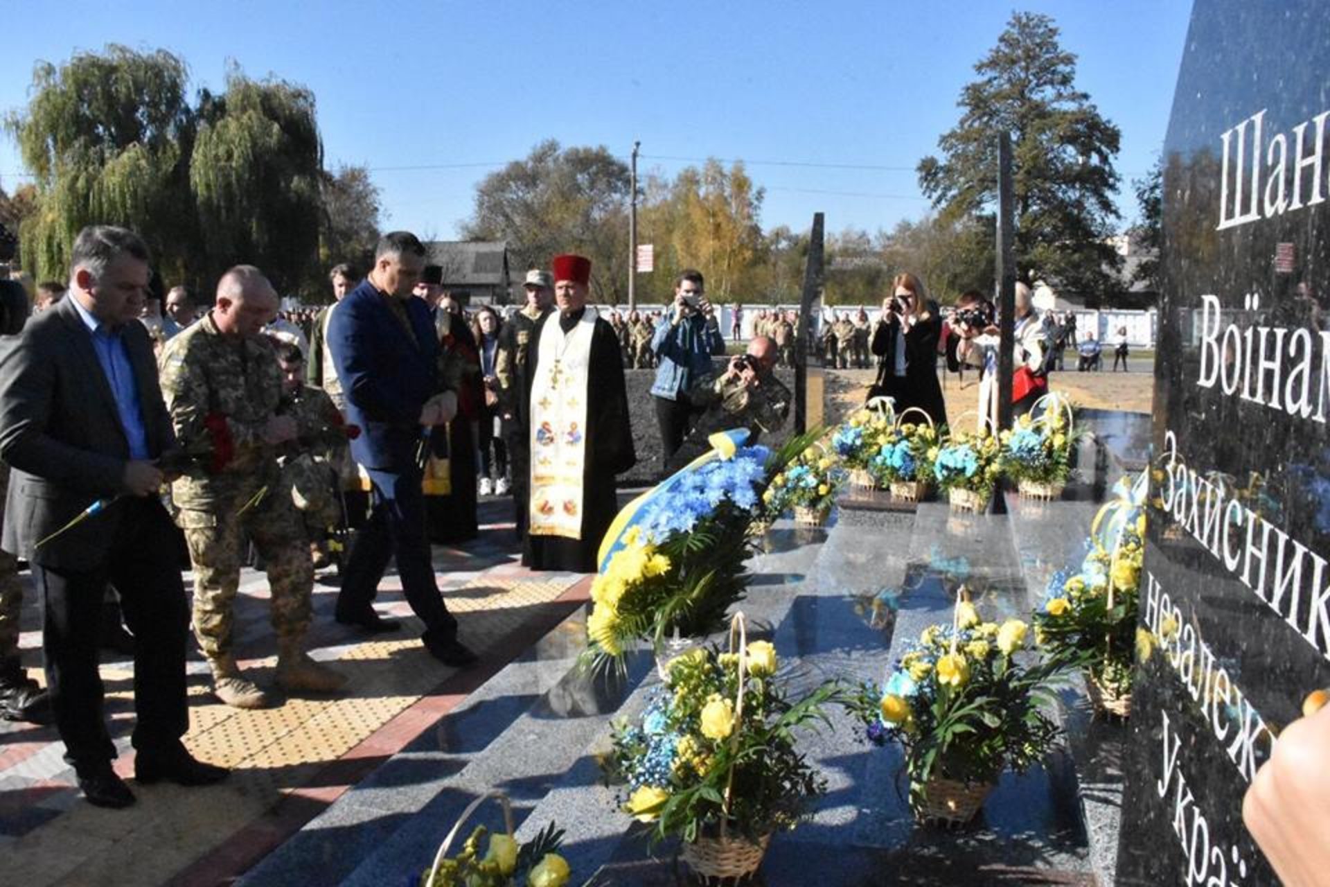 На Яворівщині відкрили меморіал пам'яті воїнам 24-ї Королівської бригади. Фото прес-служба ЛОДА