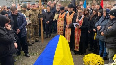 Журавно попрощалось із захисником