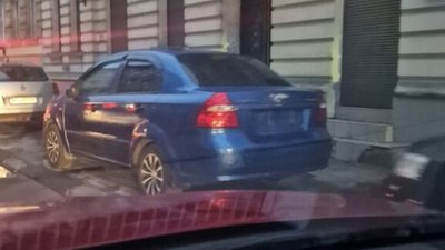 У Львові водії знімають номерні знаки