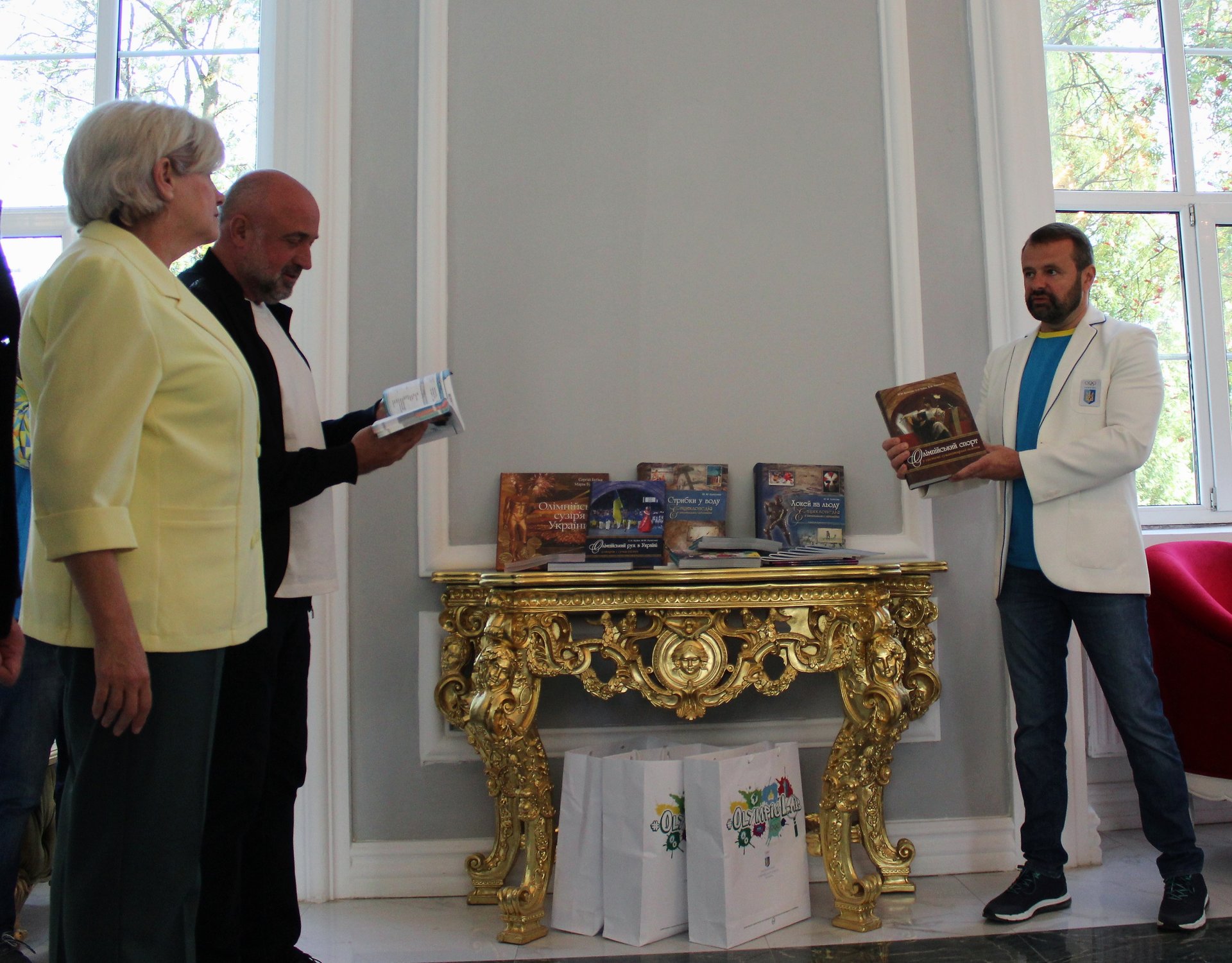 У Хирові на Львівщині презентували Олімпійський куточок, фото Оксана Вацеба