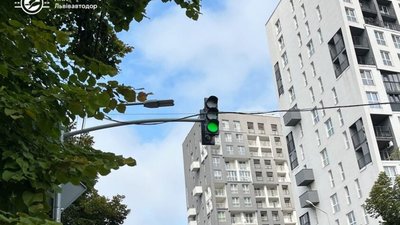 У Львові на одній із вулиць синхронізували світлофори