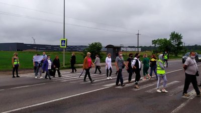 У Львові через відсутність громадського транспорту люди перекрили дорогу (ВІДЕО)