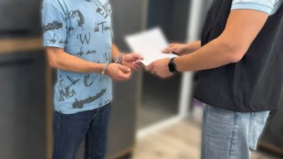На Львівщині 40-річний чоловік розповсюджував дитяче порно