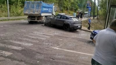 На дорозі до Винників не розминулись автомобілі