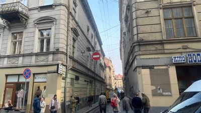 У центрі Львова перекрили вулицю