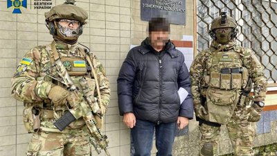 СБУ на Харківщині затримала депутата, який допомагав окупантам вивозити українське зерно до Росії
