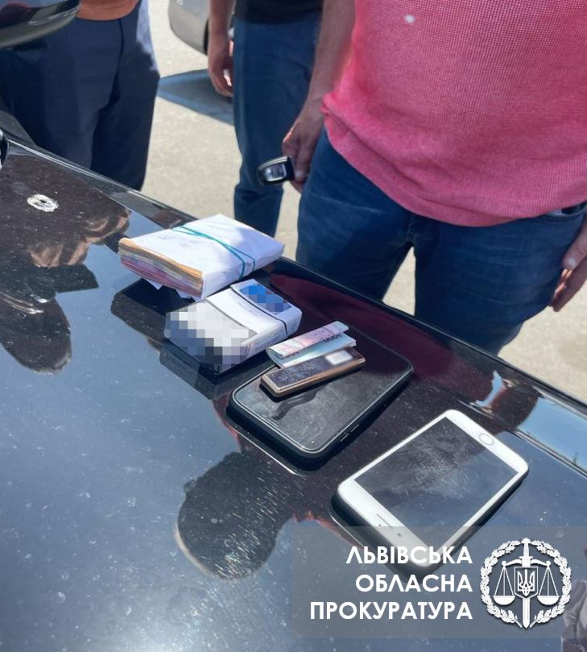 У Львові викрили начальника одного із відділів податкової