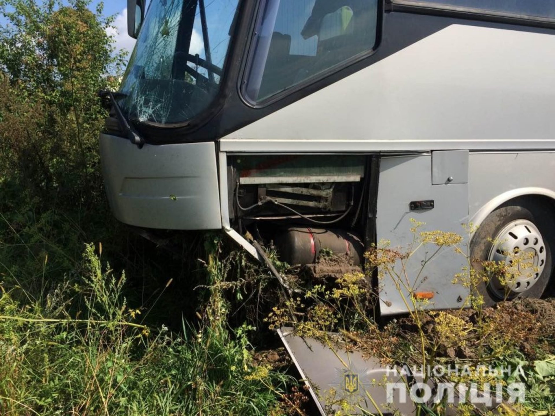 На Львівщині внаслідок отриманих травм у ДТП помер пасажир