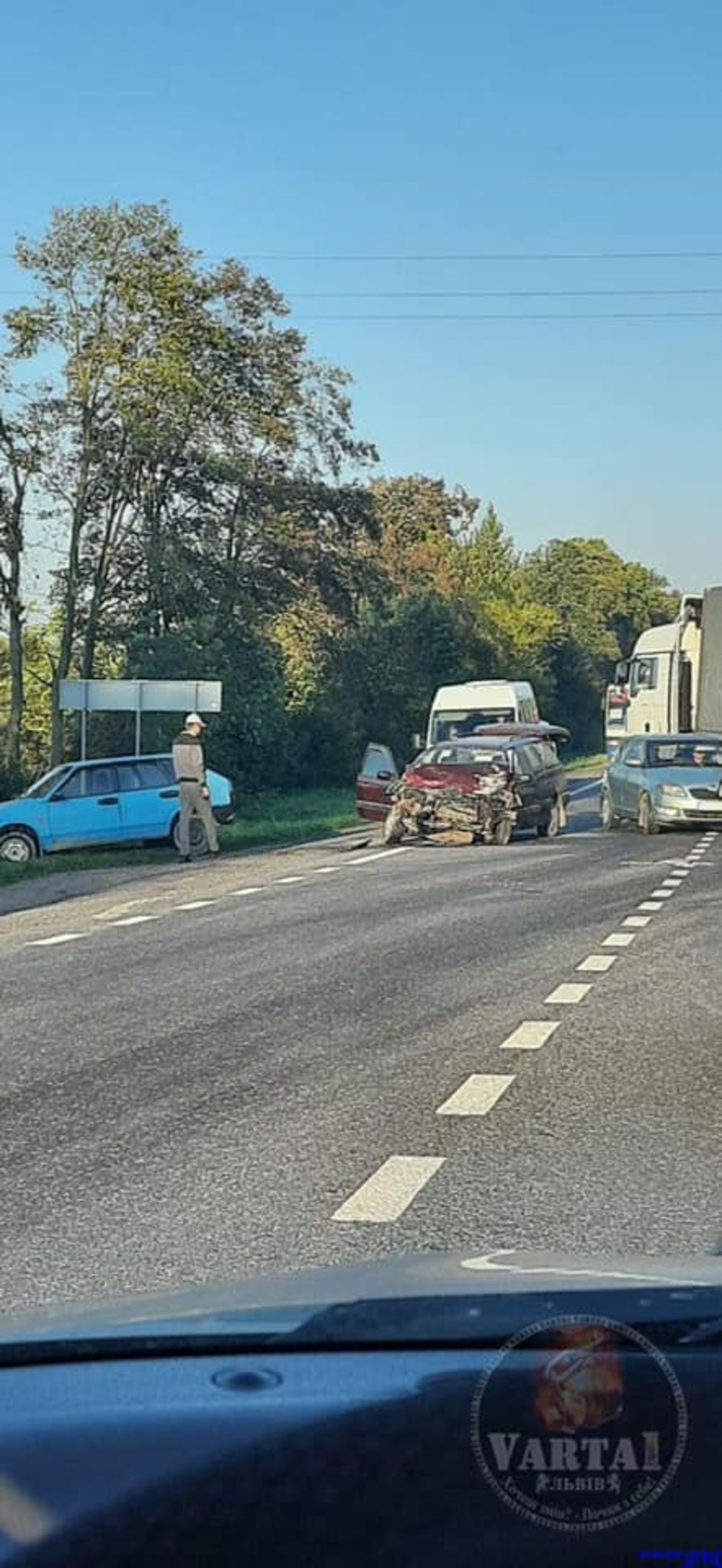 На Львівщині перекинувся рейсовий автобус