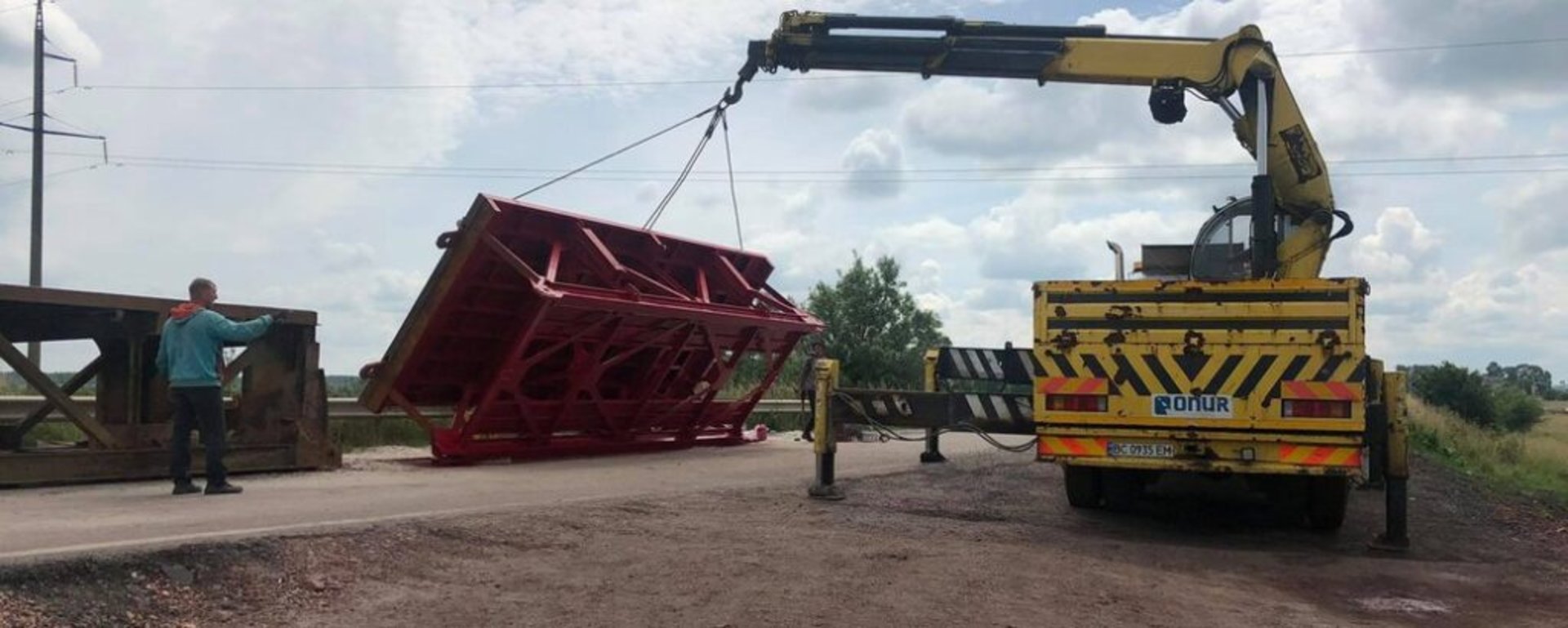 На ділянці дороги "Львів-Луцьк" встановлять тимчасовий міст