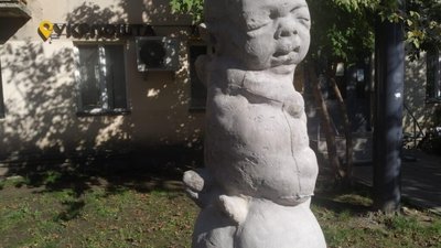 У Львові встановили ще один памʼятник Садовому