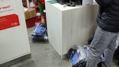 Українці почали масово скуповувати дитячі крісла з Польщі із нульовим рівнем захисту, - соцмережі