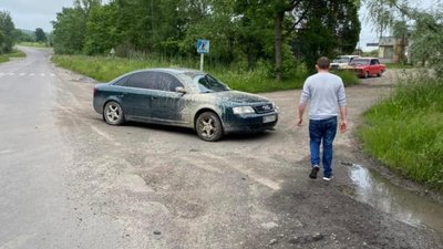 У Новому Роздолі під час ДТП перекинувся автомобіль (ФОТО)