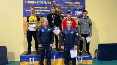 Юніорки Львівщини перемогли на національному чемпіонаті з вільної боротьби