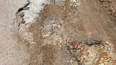 У Львові жінка травмувалась через ями Садового