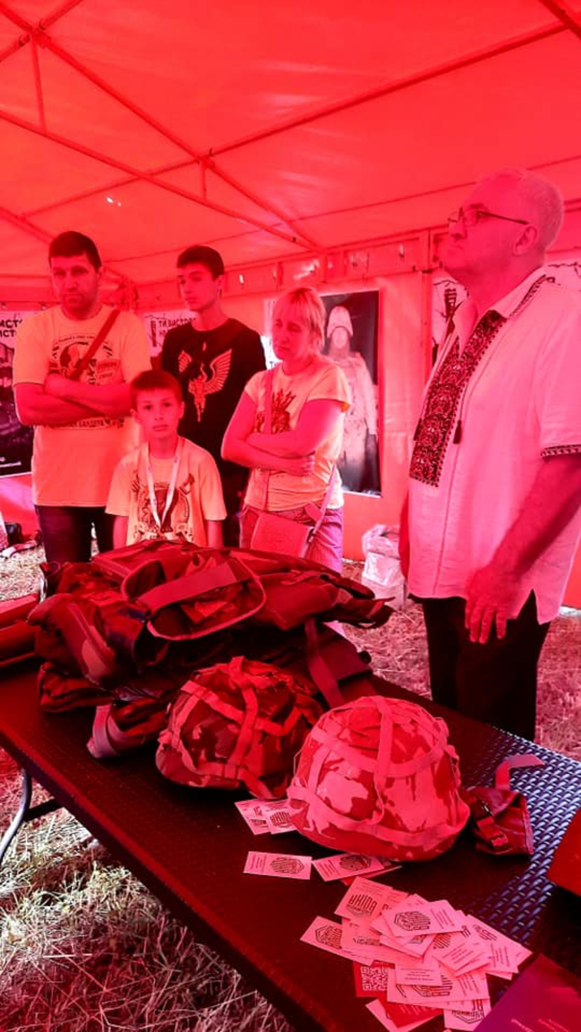 На фестивалі у Зашкові представили виставку "Ти вистояв, не вистояв бетон", фото організаторів