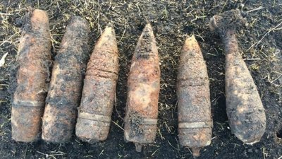 У Львові виявили два застарілих артснаряди
