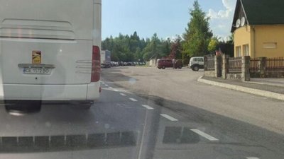 На трасі "Київ - Чоп" виникли тягучки (ФОТО)