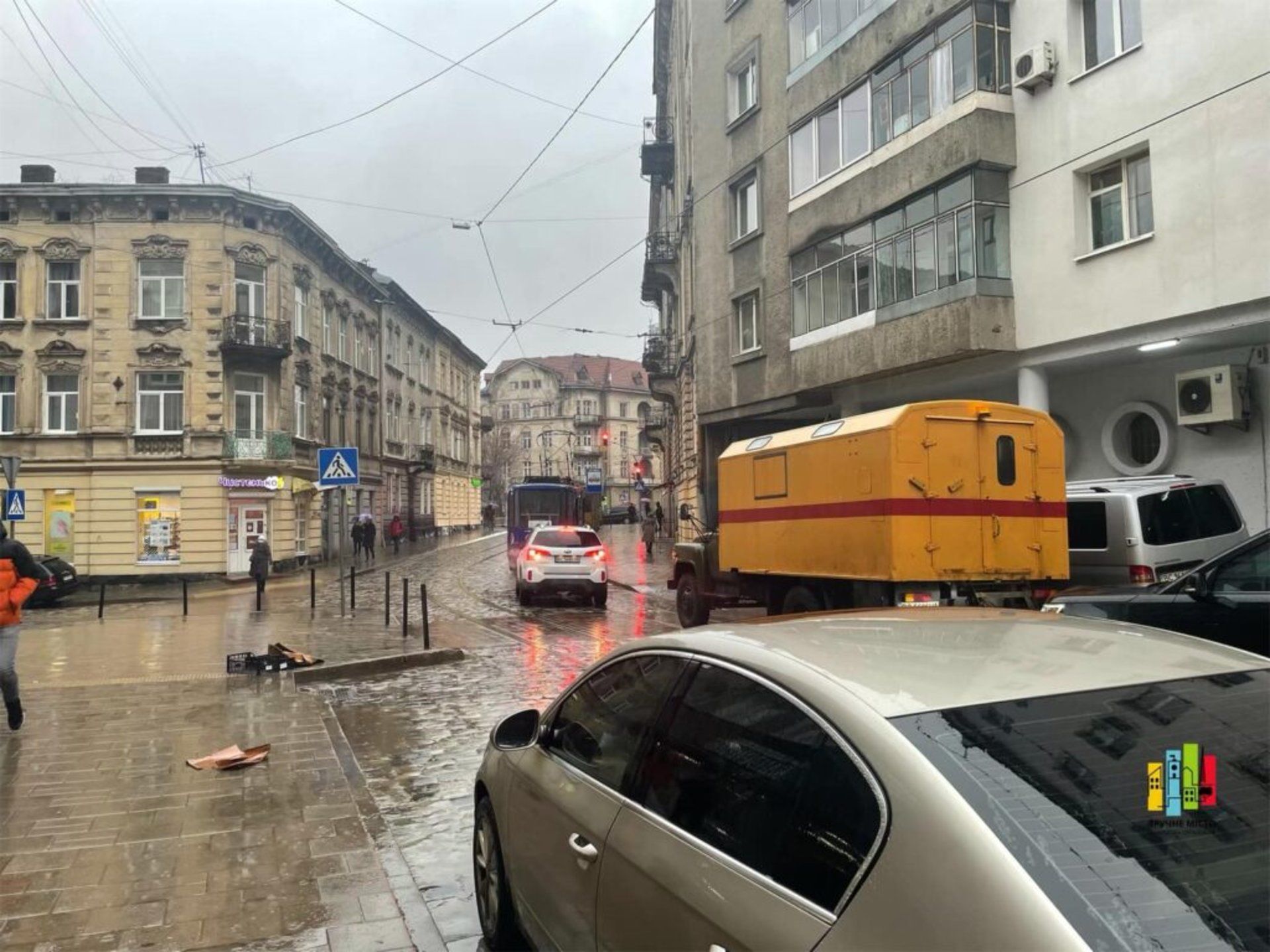У Львові трамвай влаштувати дріфтинг, фото Зручне місто