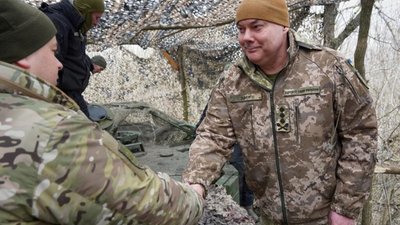 Генерал Наєв зустрівся з танкістами