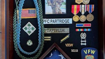 Батько американського добровольця Дейна Партріджа, який загинув в Україні, вирушить сюди як волонтер
