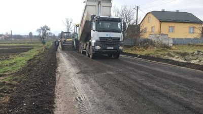 Водіям: у Миколаївському районі проводиться ремонт дороги