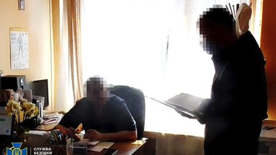 СБУ викрила схему виготовлення підроблених довідок про COVID-19 (ФОТО)