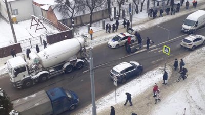 У Львові багатотонний автоміксер наїхав на жінку