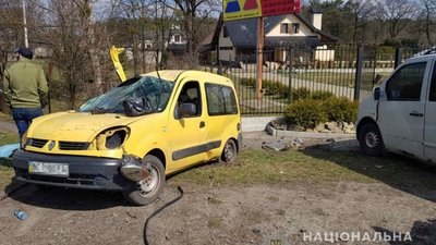 На Львівщині сталася ДТП з мікроавтобусом, є загиблі (ФОТО)