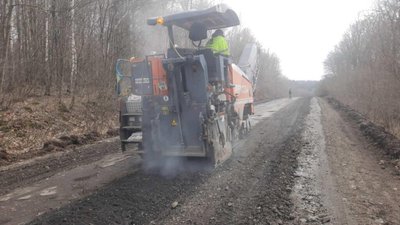 На Львівщині тривають ремонтні роботи (ФОТО)