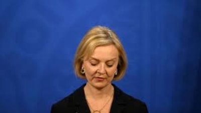 Прем'єрка Британії оголосила про відставку