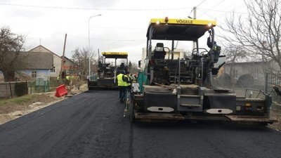 На Пустомитівщині капітально ремонтують дорогу (ФОТО)