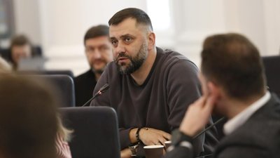 У Львові знайшли підозрілу сумку